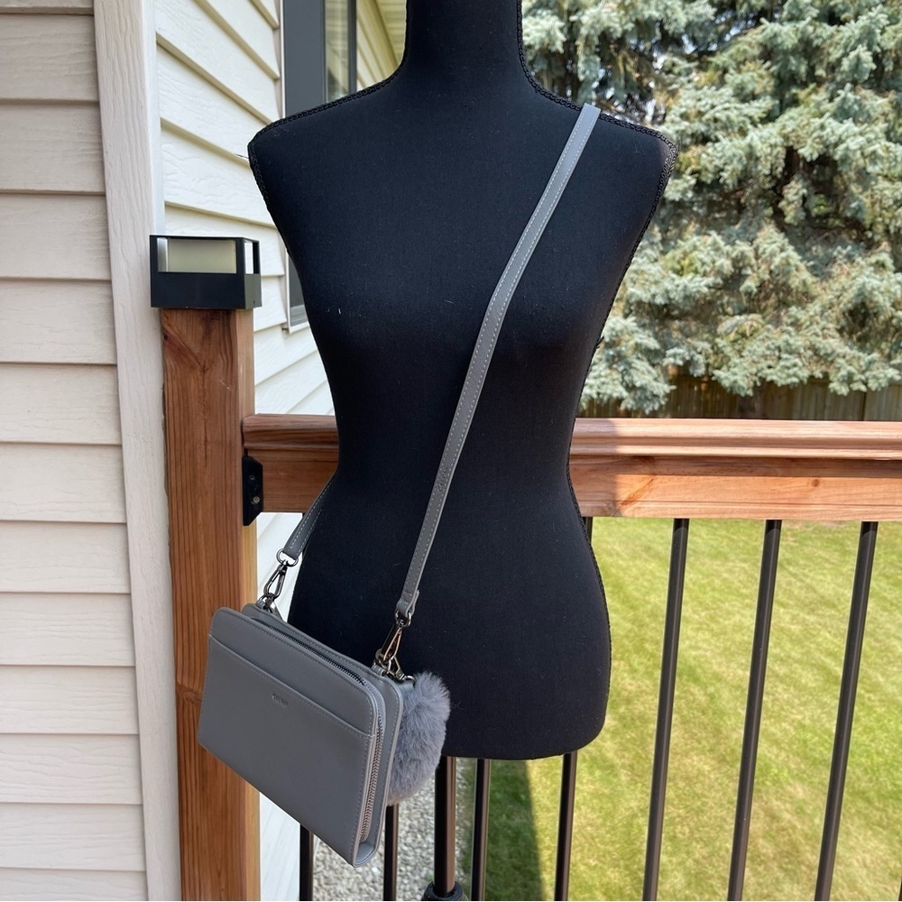 Calpak Faux Leather RFID Travel Wallet Gray Crossbody Shoulder Bag Fur Strap
